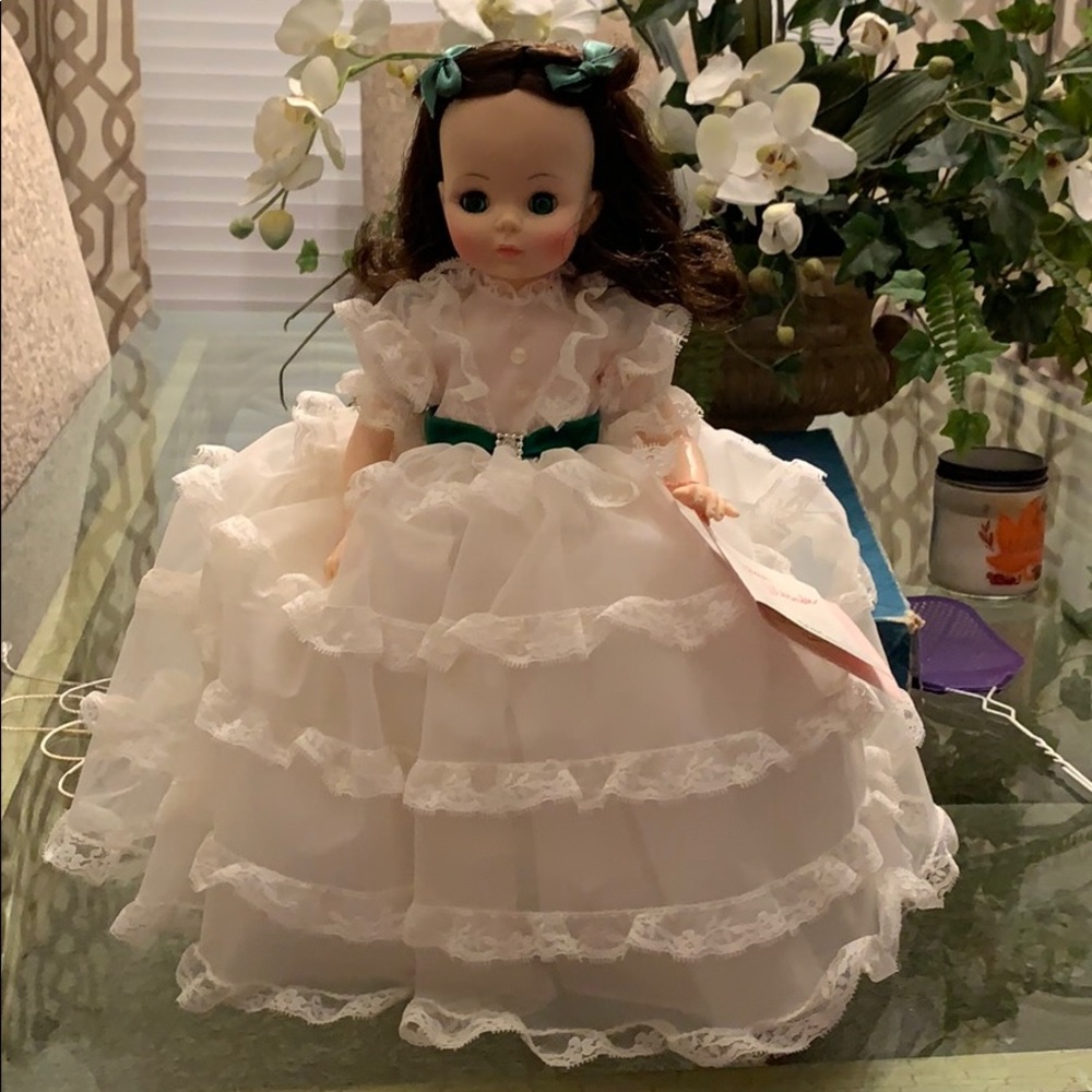 Madame Alexander “Scarlett” Doll #1590